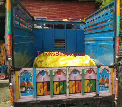 Maruti Suzuki Super Carry Images